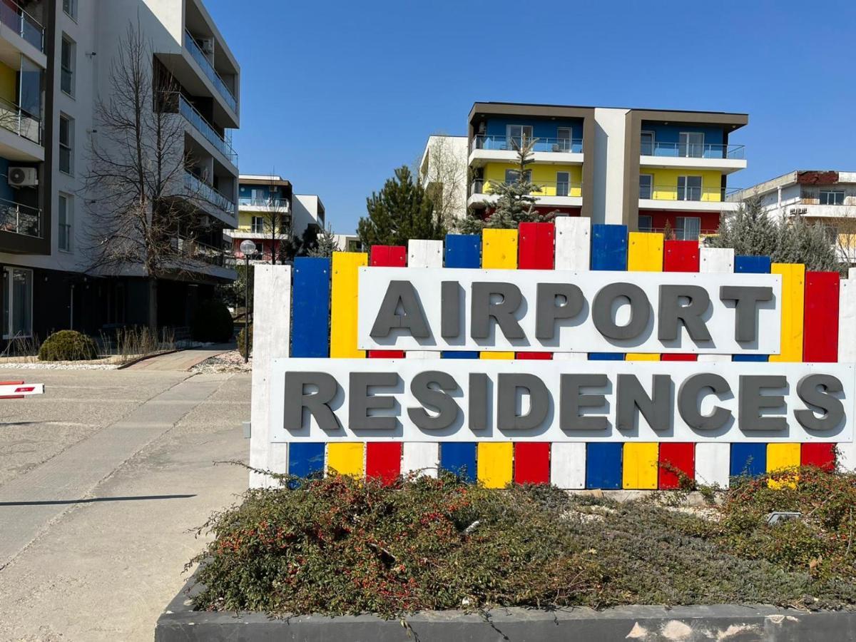 Tranzzzit Airport Apartment Otopeni Luaran gambar